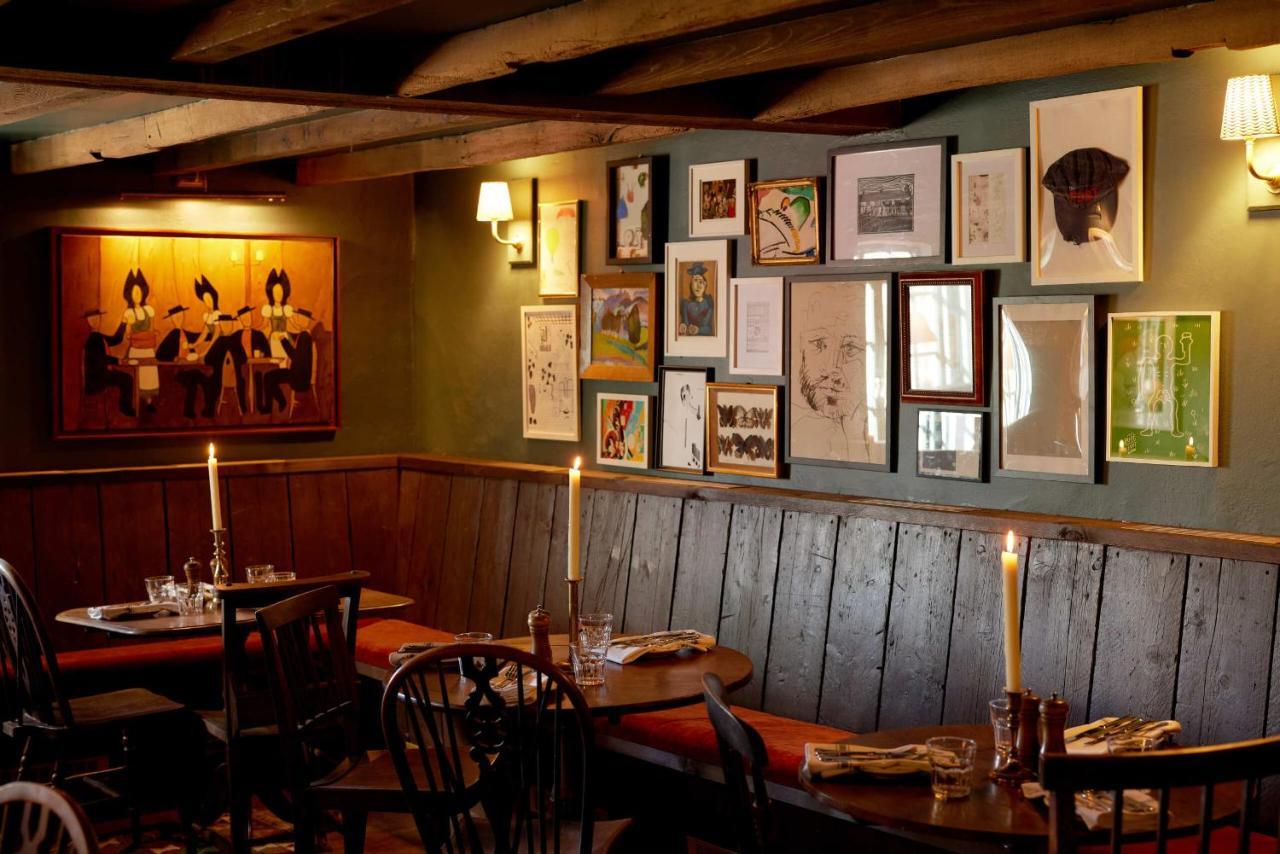 The Queen'S Head Broad Chalke Exteriör bild