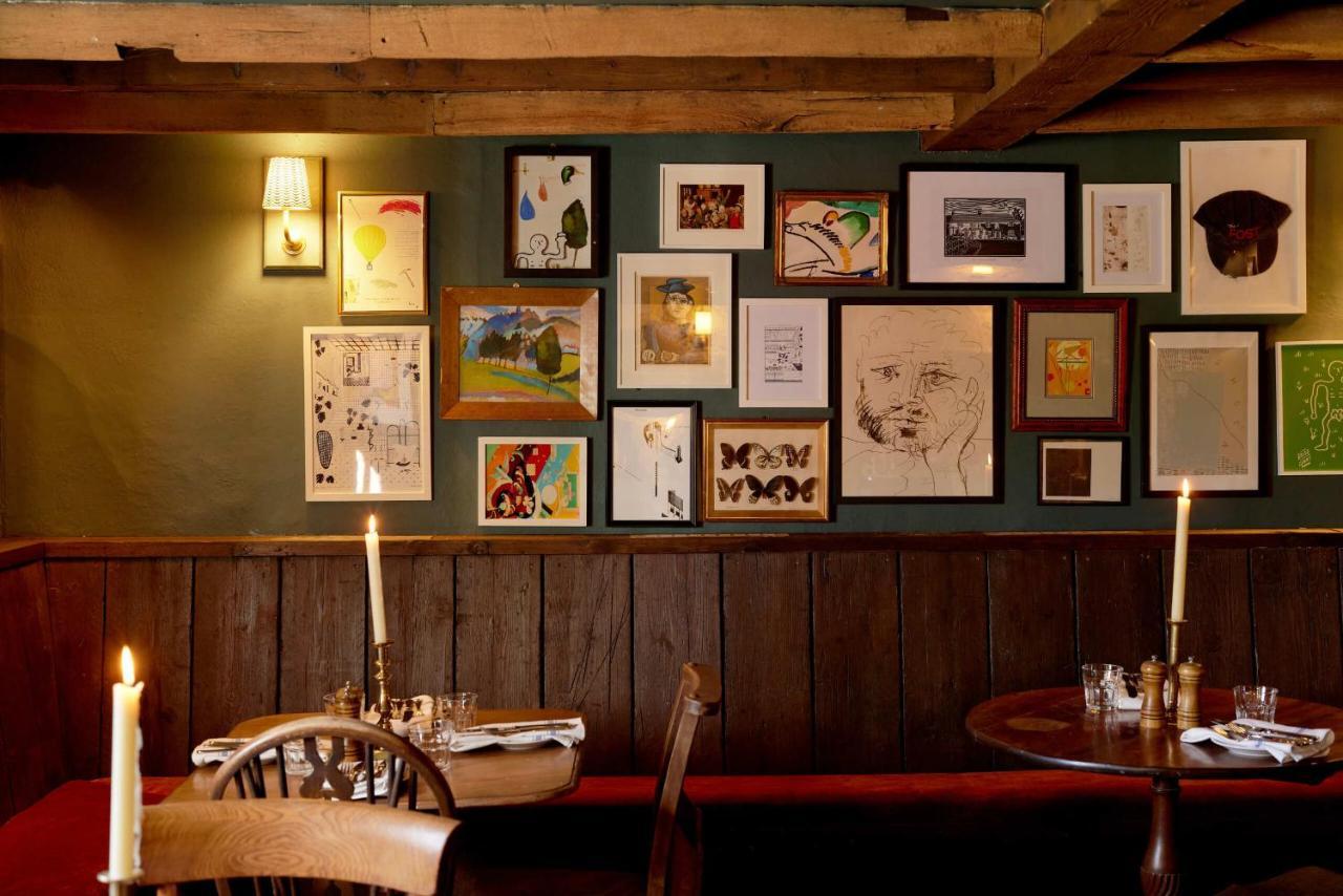 The Queen'S Head Broad Chalke Exteriör bild